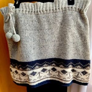 Everest Wool Skirt. Alpaca wool with soft lining.